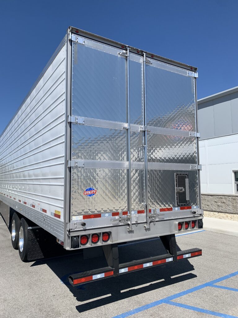 53 Utility Refrigerated Trailer Rear